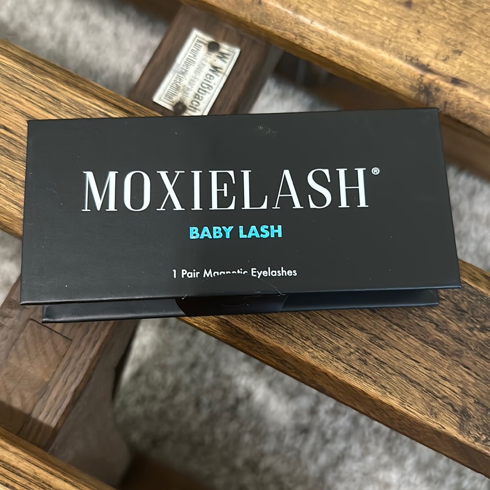Moxie Lash